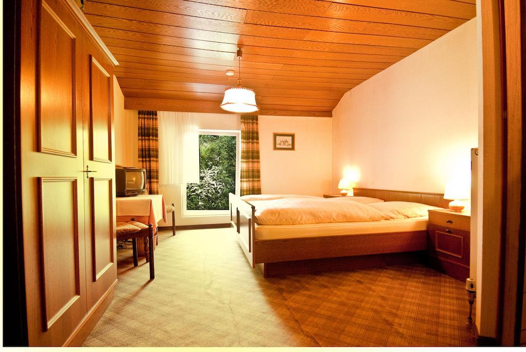 Hotel Schauenburg Tholey Room photo